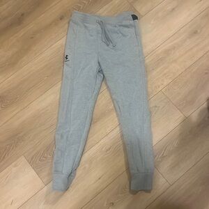 Under Armour Youth Large sweatpants, NWT
